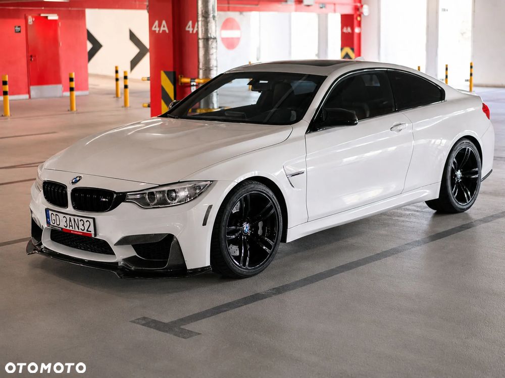 BMW M4 DKG - 11