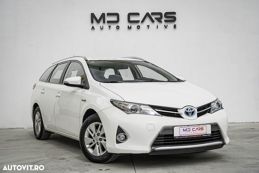 Toyota Auris - 1