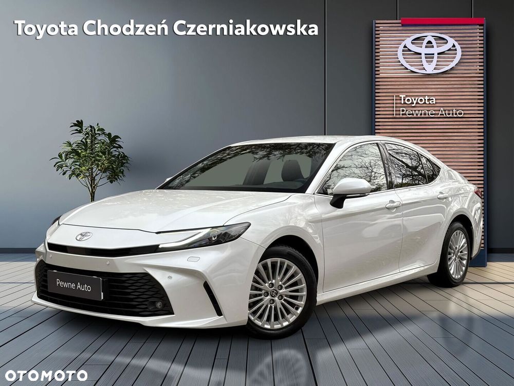 Toyota Camry - 2