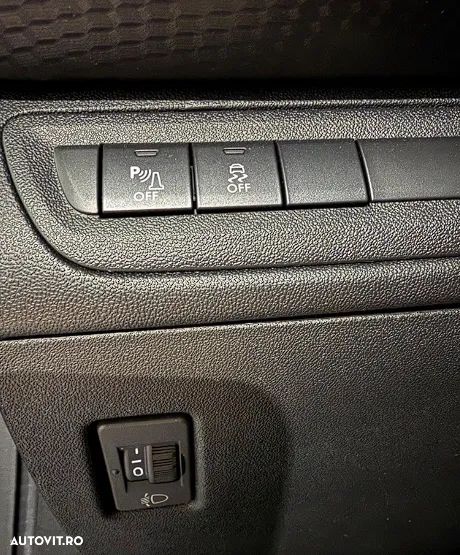 Peugeot 2008 PureTech 82 Allure - 9