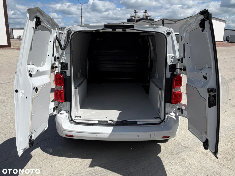 Opel Vivaro - 8
