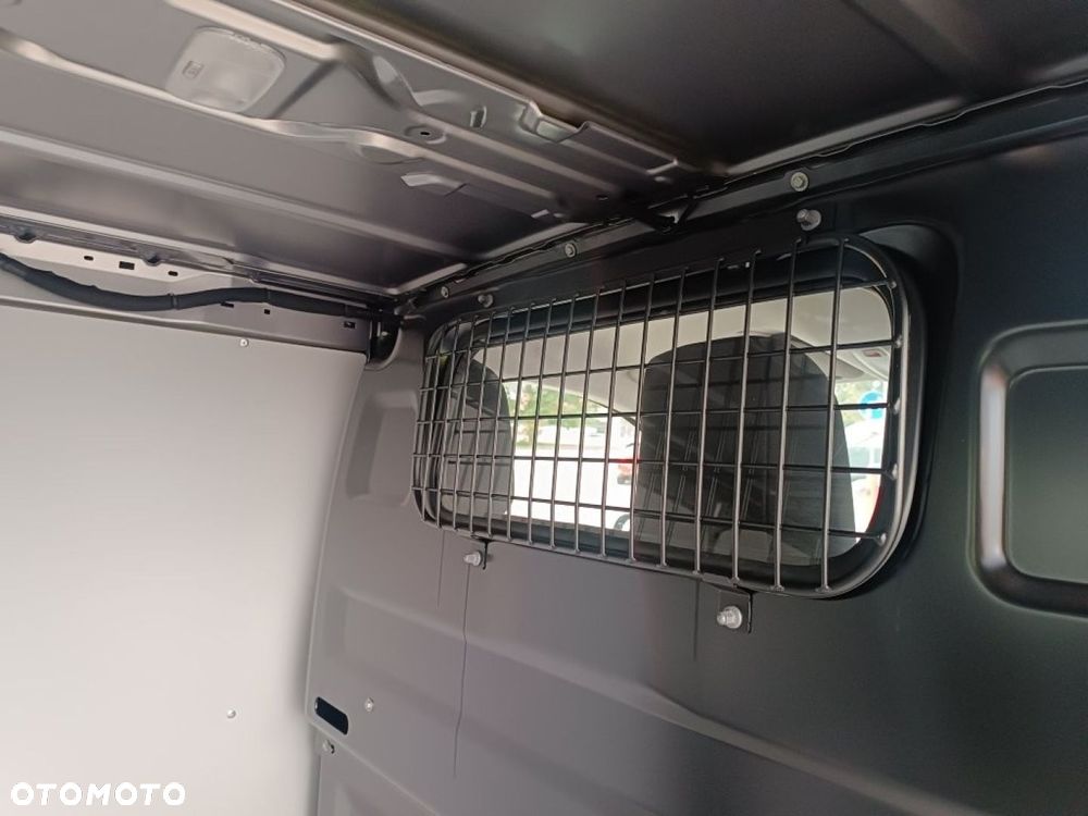 Opel VIVARO - 29