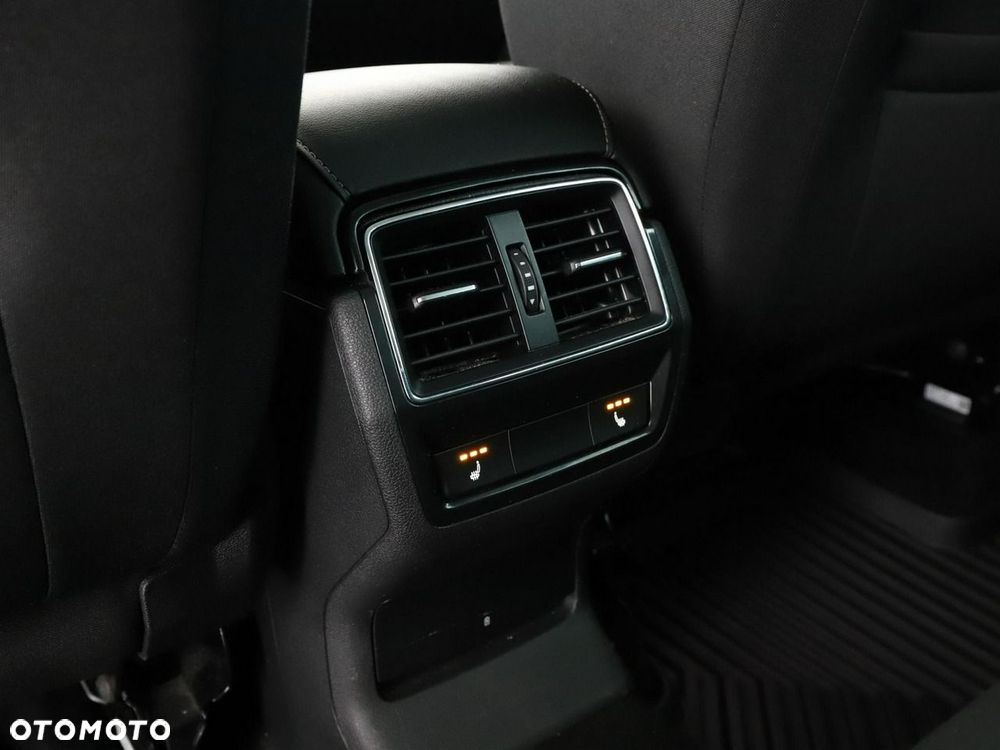 Skoda Karoq 2.0 TDI SCR DSG Clever - 37