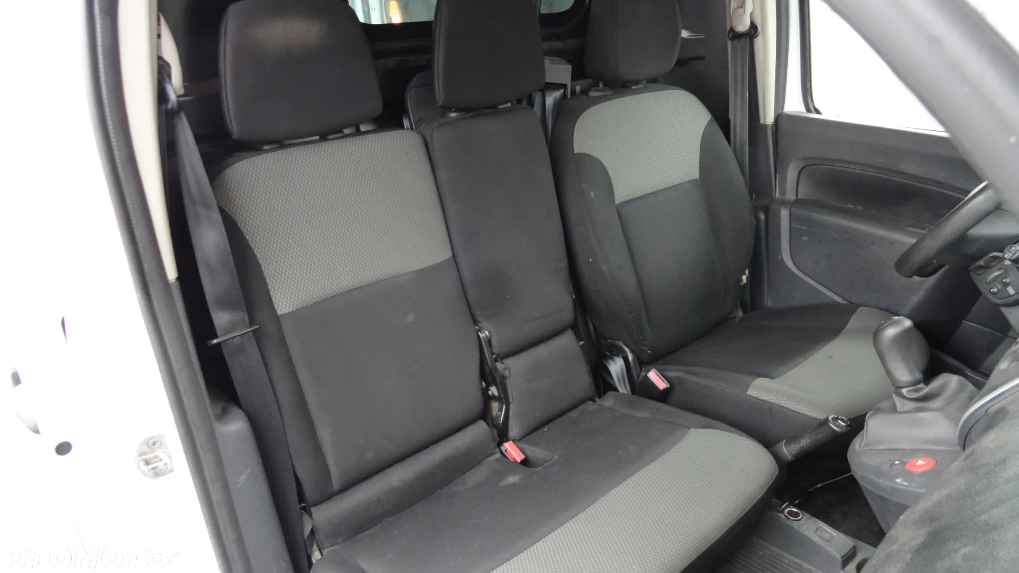 Renault KANGOO 3 Osobowy Boczne Drzwi HAK - 14