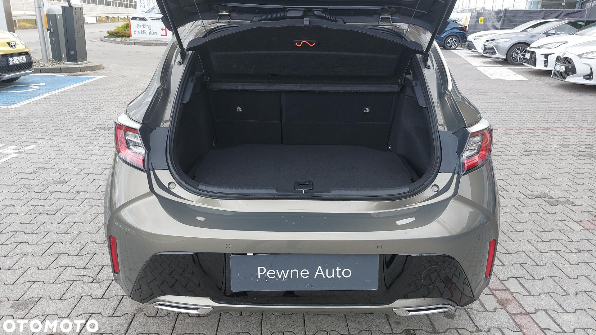 Toyota Corolla 2.0 Hybrid Comfort - 13