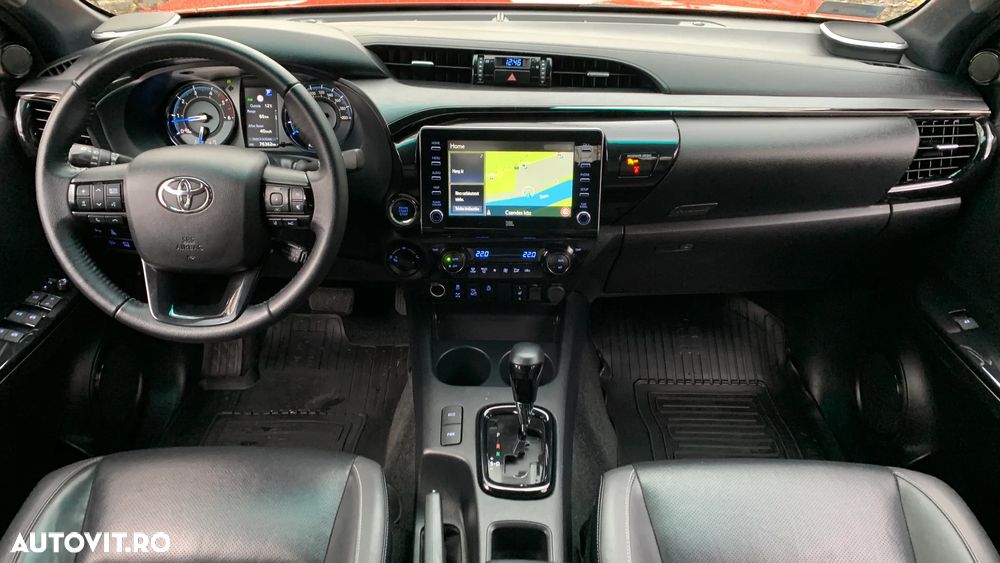 Toyota Hilux 2.8D 204CP 4x4 Double Cab AT Invincible Color Edition - 23