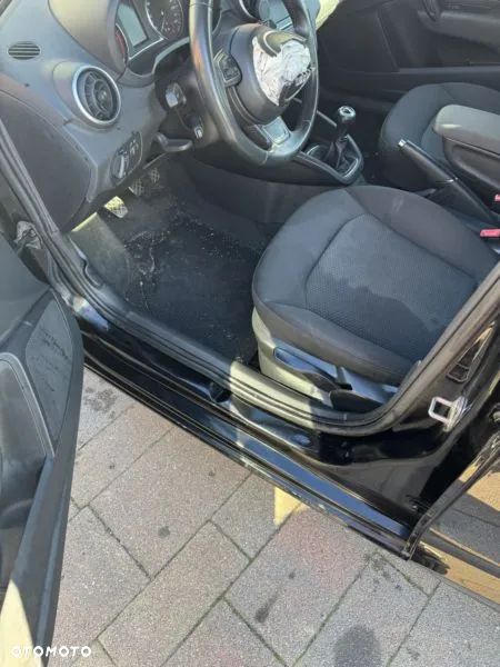 Audi A1 1.4 TDI (ultra) design - 12