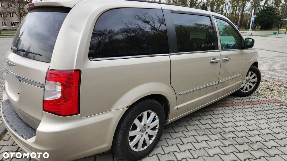 Chrysler Town & Country 3.6 Touring - 13