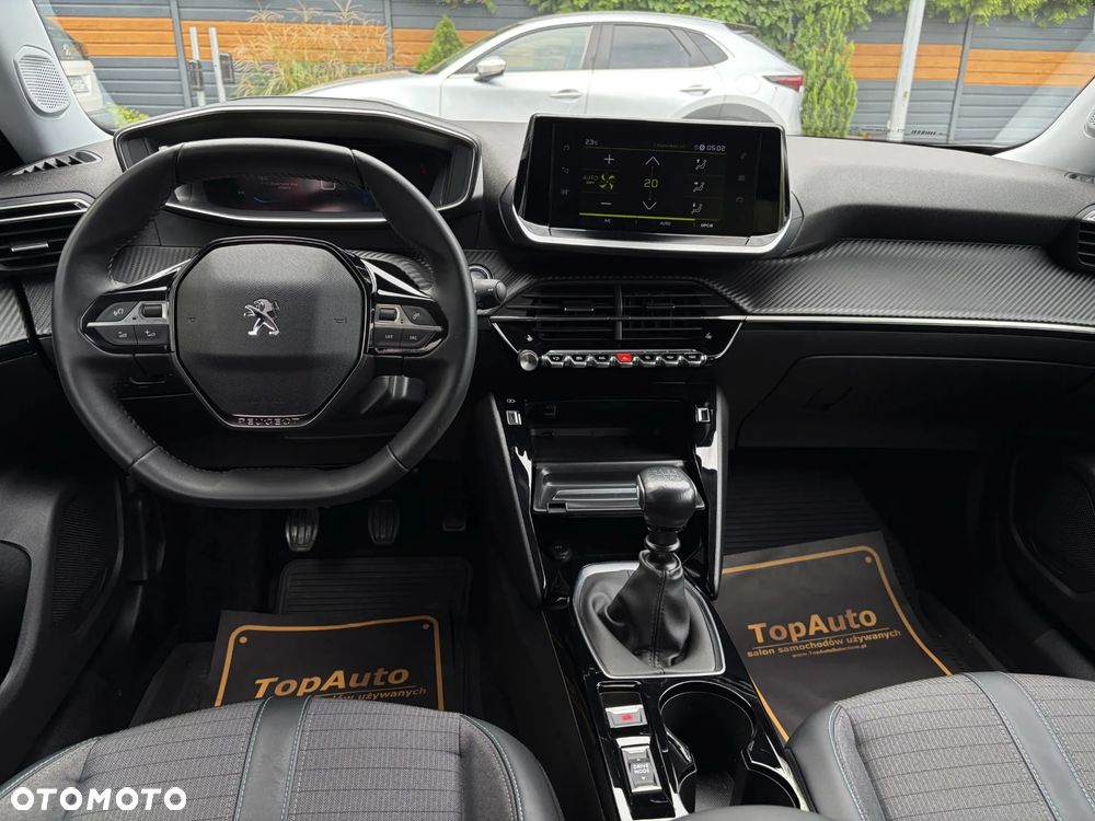 Peugeot 2008 1.2 PureTech Allure Pack S&S - 32