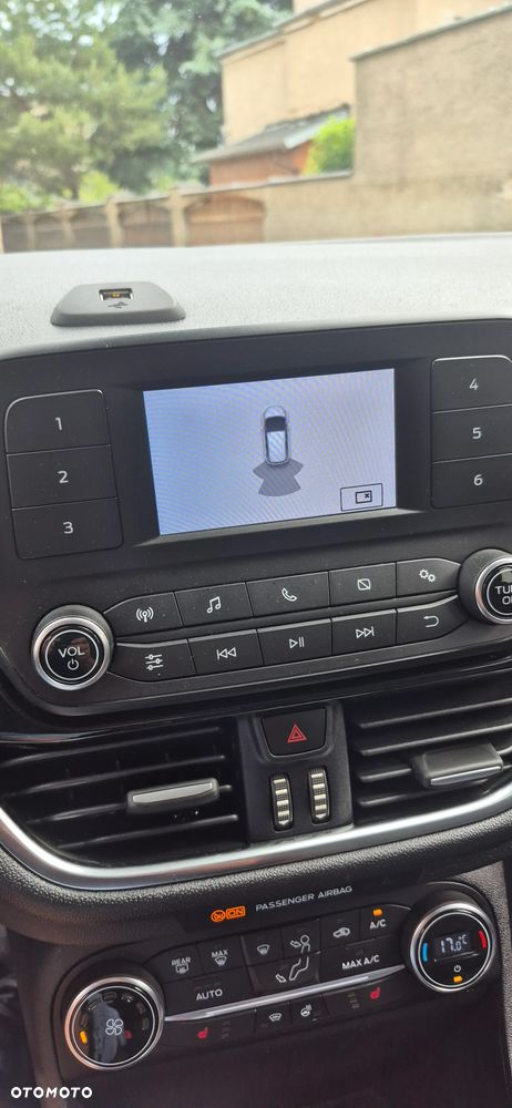 Ford Fiesta 1.1 S&S ST-LINE - 22