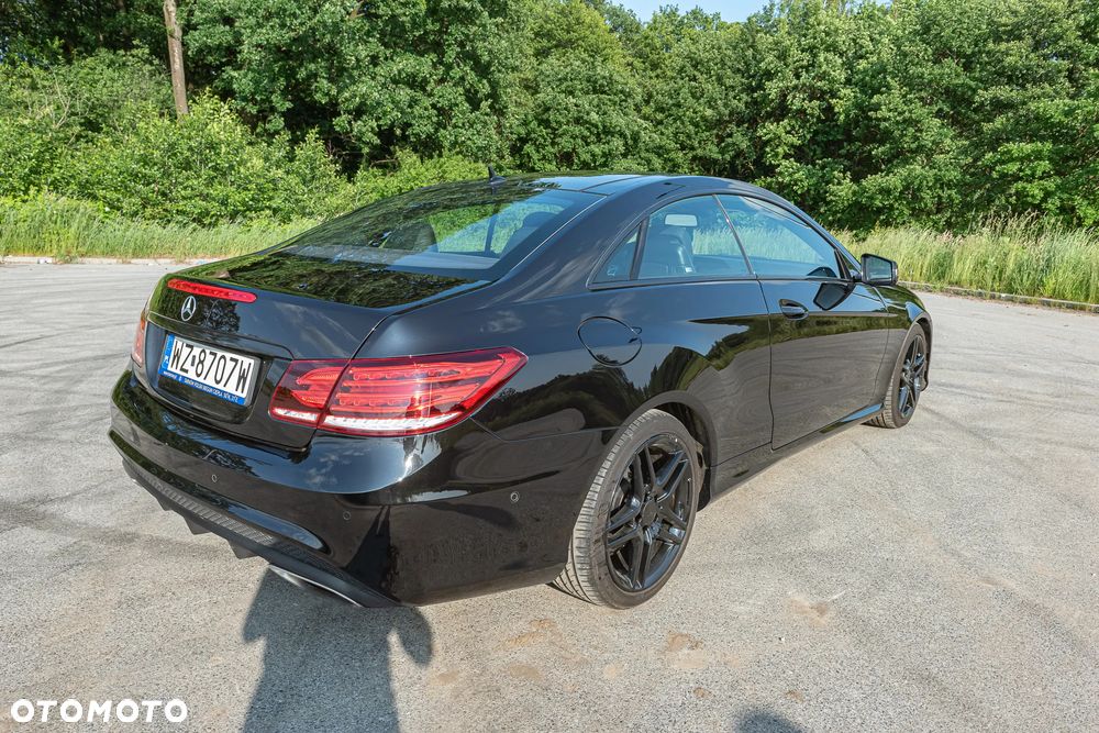Mercedes-Benz Klasa E 200 4-Matic 9G-TRONIC - 3