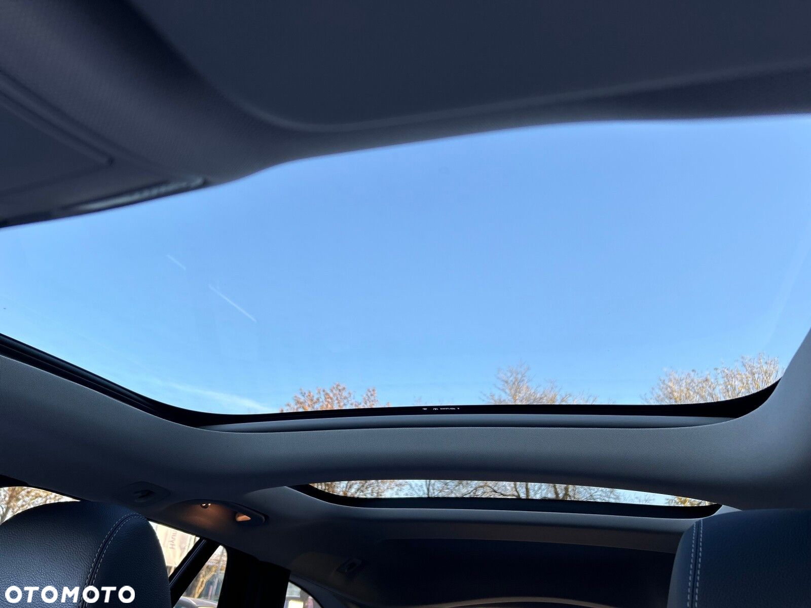 Mercedes-Benz Klasa E 220 d 4-Matic 9G-TRONIC - 34