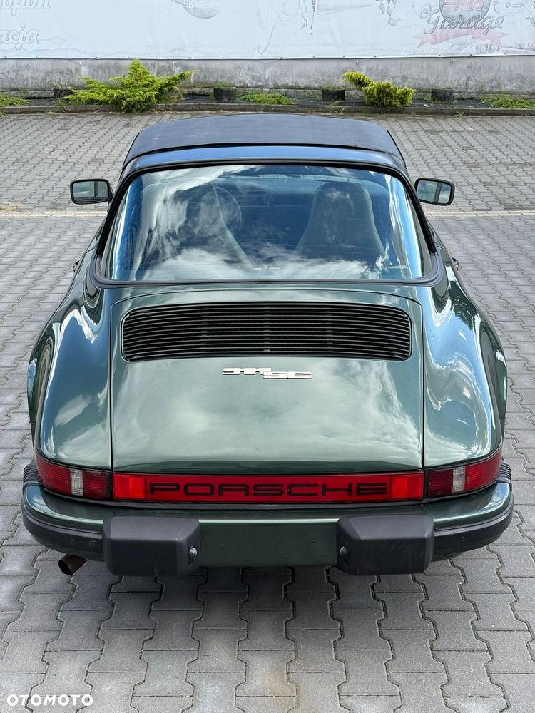 Porsche 911 - 8