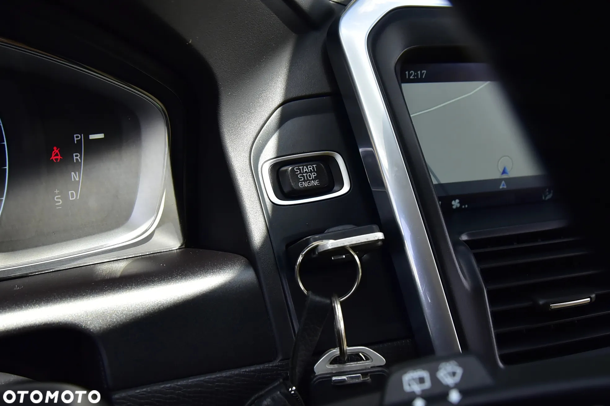 Volvo XC 60 D4 Geartronic Summum - 24