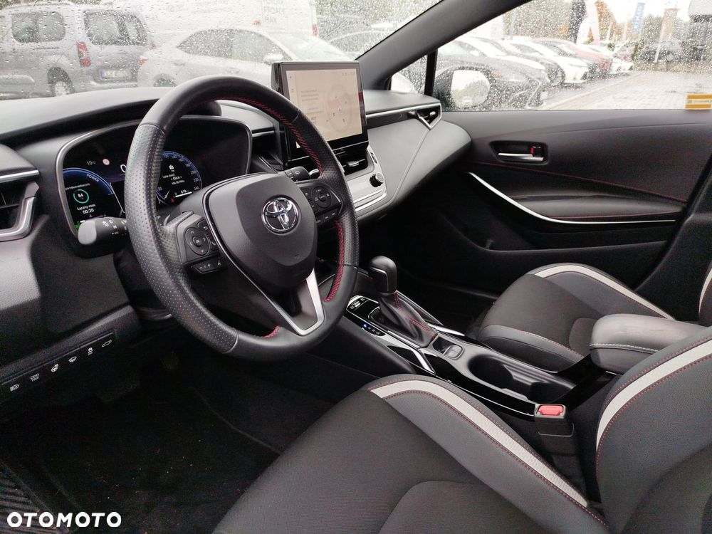 Toyota Corolla - 10