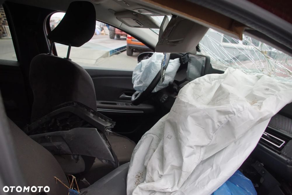 Auto na części - Dacia Jogger Lift 1.0 TCE ECO-G 91 KM H4D480 JT4018 2023R Silnik Skrzynia Drzwi Klapa Zderzak Błotnik Lampa Lusterko Klamka Szyba Deska Kokpit Sterownik Moduł Czujnik Licznik Wyświetlacz Panel - 16