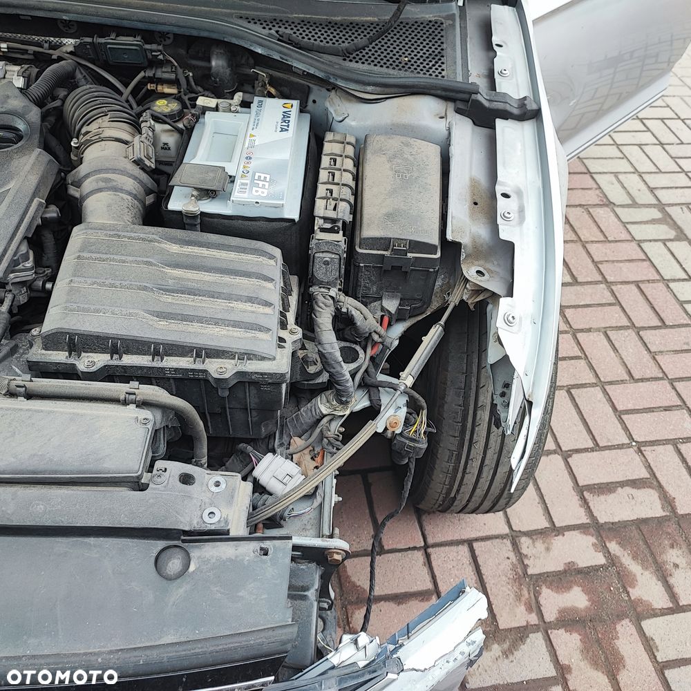 Volkswagen Passat 2.0 TDI SCR DSG - 12