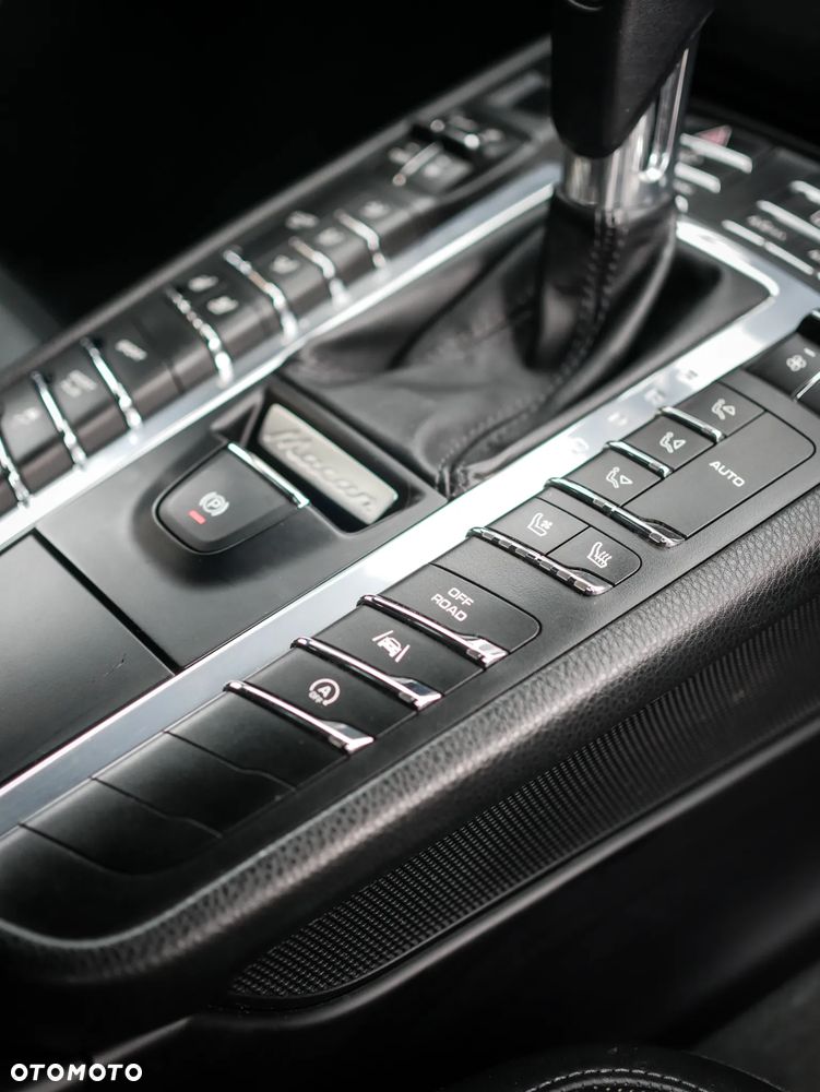 Porsche Macan S - 14
