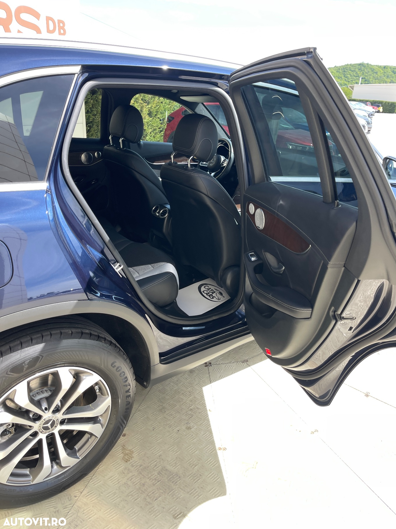 Mercedes-Benz GLC 200 d 4Matic 9G-TRONIC - 24