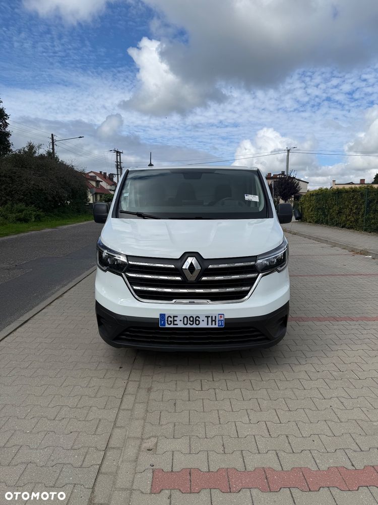 Renault Trafic - 2