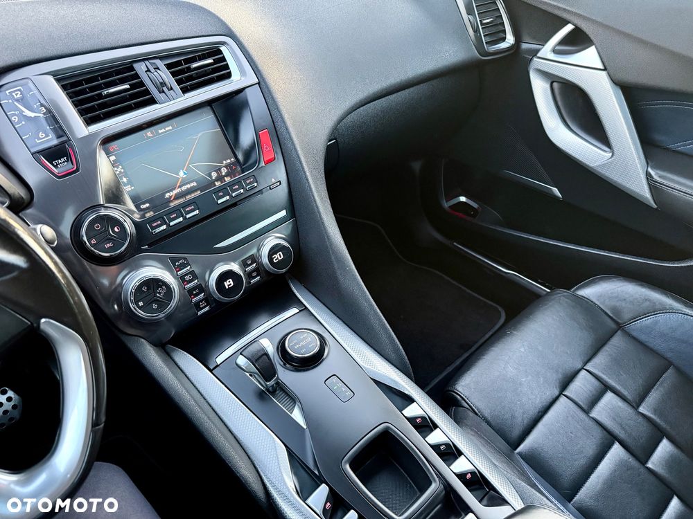 Citroën DS5 2.0 HDi Hybrid4 SportChic MCP - 20