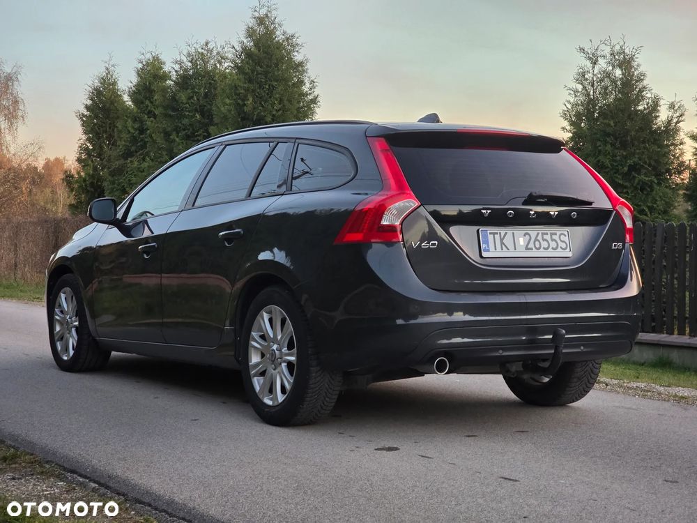 Volvo V60 D3 Drive-E Momentum - 5