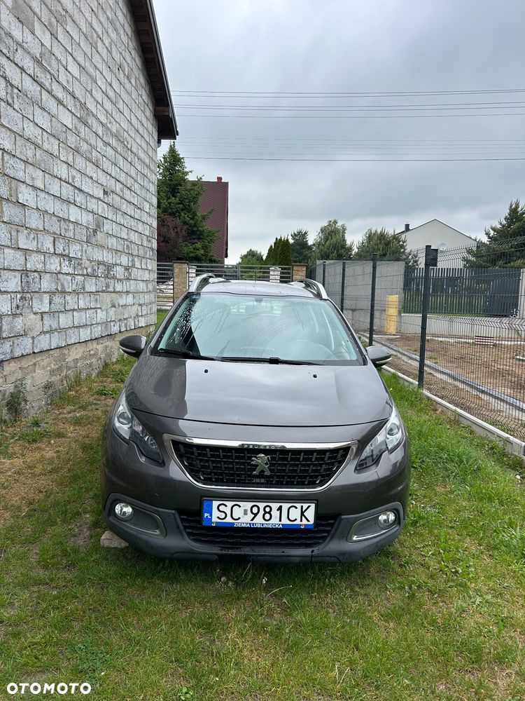 Peugeot 2008 1.2 Pure Tech Style - 1