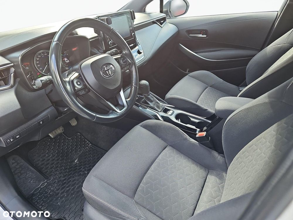 Toyota Corolla - 11