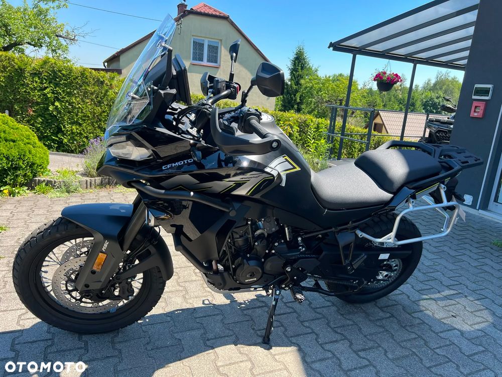 CFMoto 800MT Explore - 1