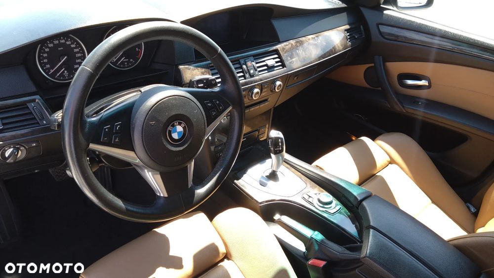 BMW Seria 5 - 12