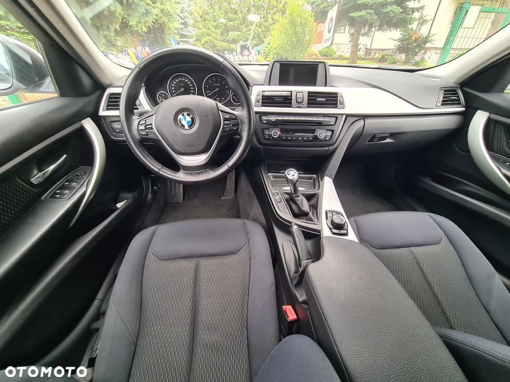 BMW Seria 3 - 17