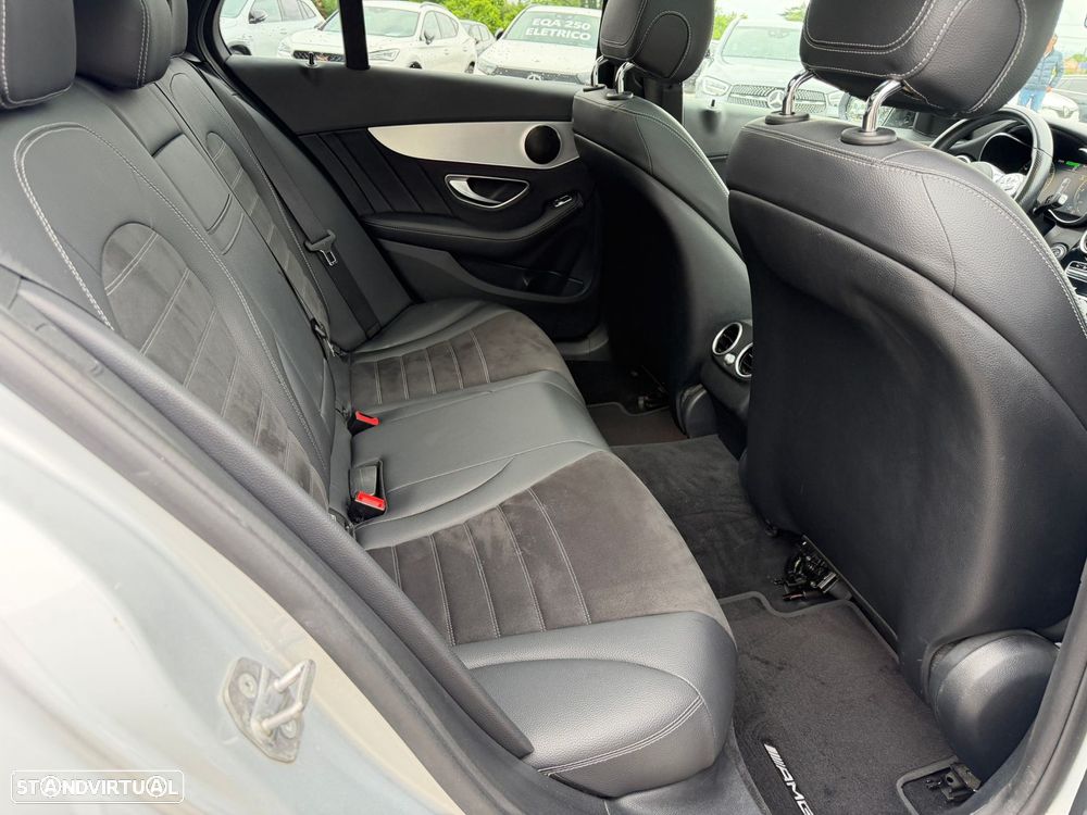 Mercedes-Benz C 300 de AMG Line - 15