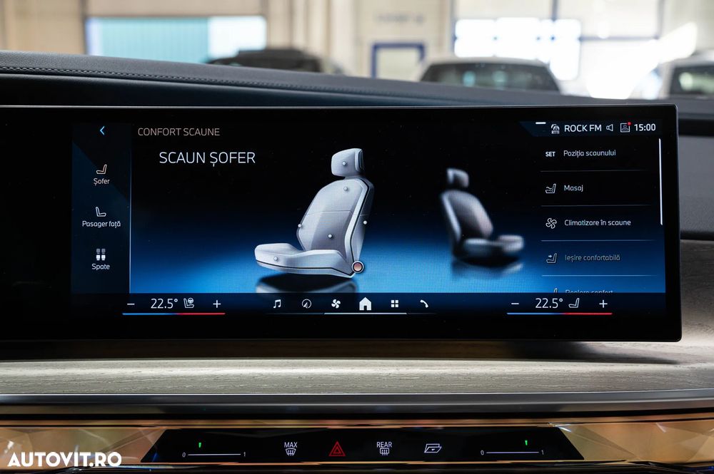 BMW Seria 7 740d xDrive MHEV - 16