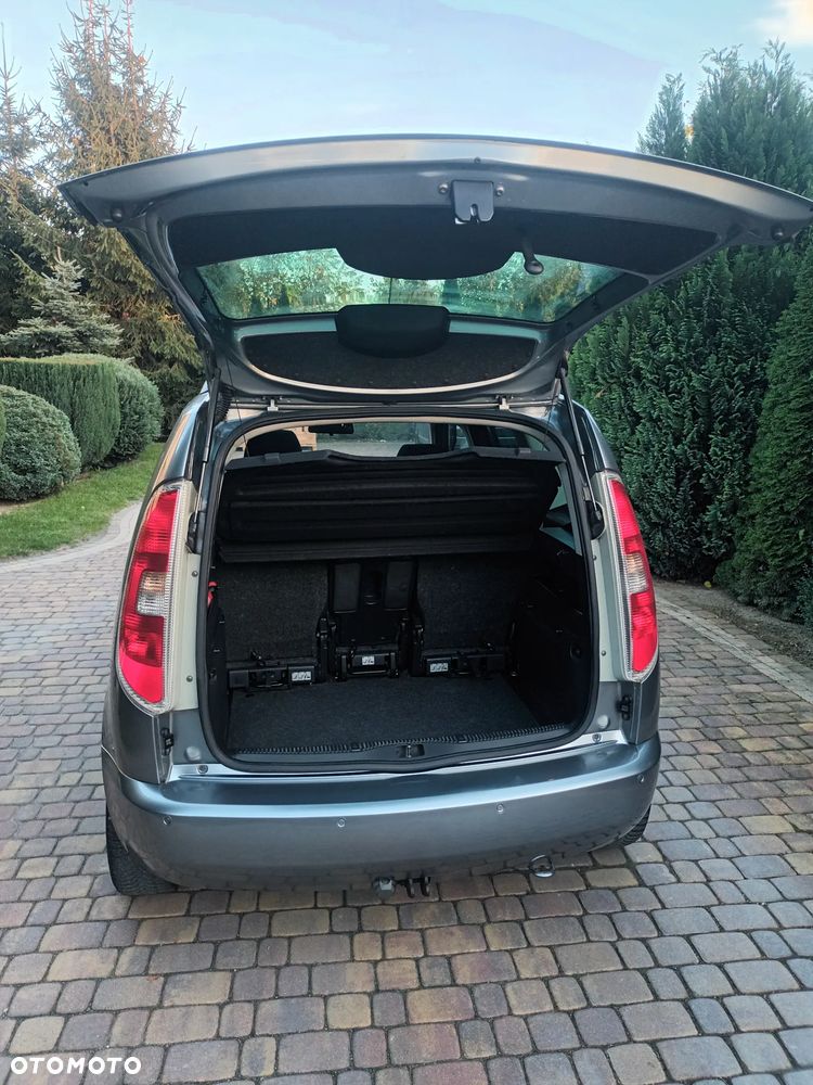 Skoda Roomster - 15