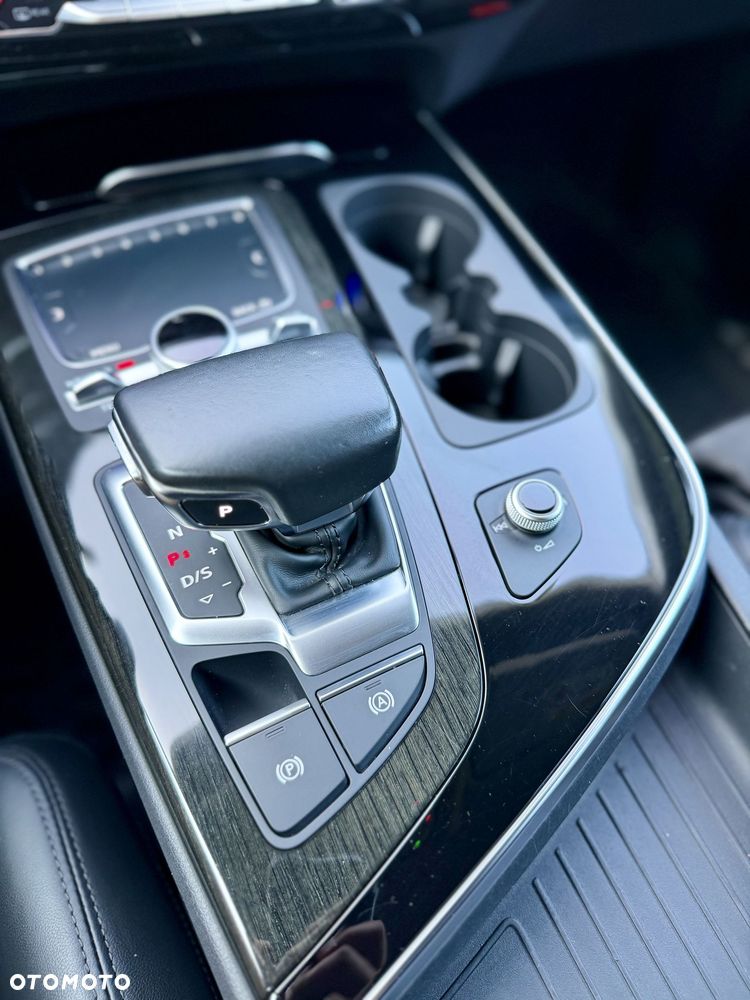Audi Q7 - 18