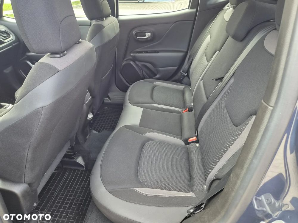 Jeep Renegade - 11