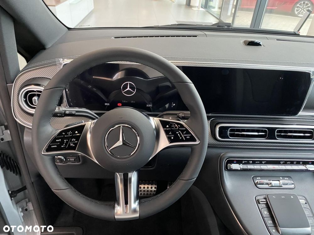 Mercedes-Benz Klasa V - 19