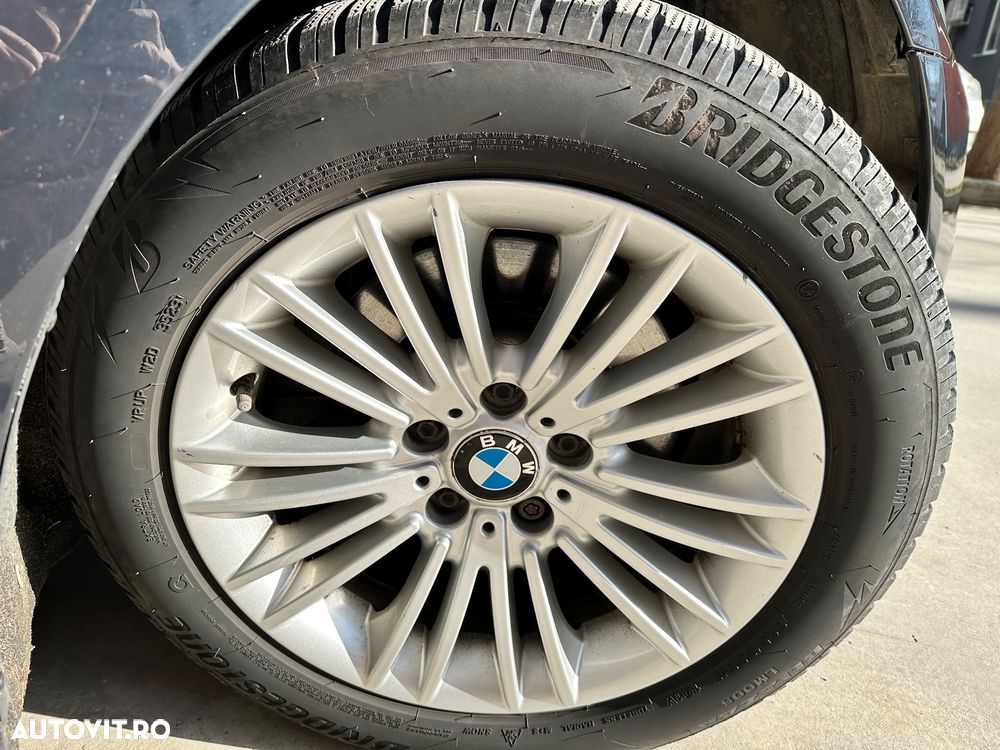 BMW Seria 5 518d Aut. Luxury Line - 30