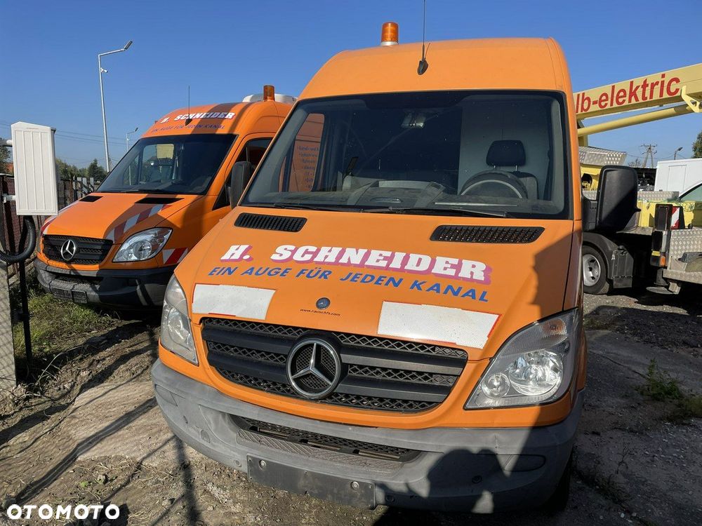 Mercedes-Benz Sprinter - 15