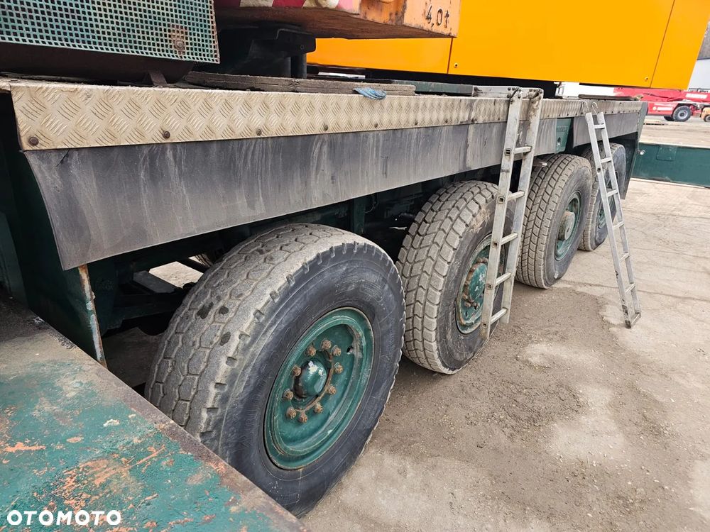 Liebherr LTM 1090 - 20