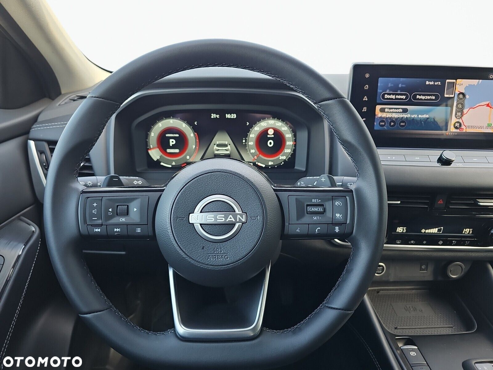 Nissan Qashqai - 11