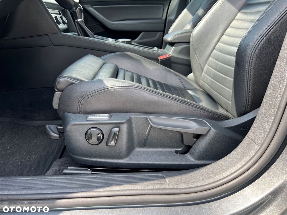 Volkswagen Passat 2.0 TDI BMT Comfortline - 10