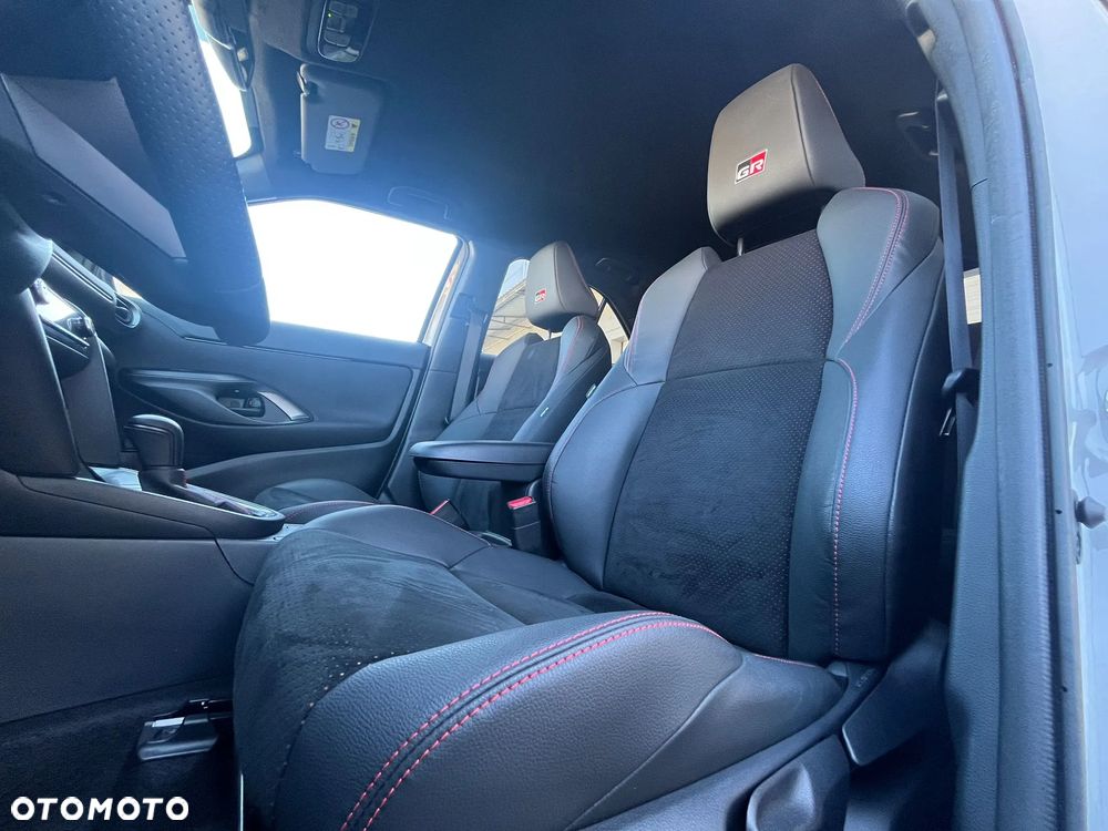 Toyota Yaris Cross 1.5 VVT-i GR Sport - 15