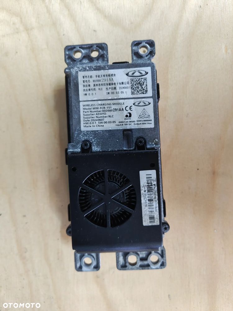 OMODA 5 V Chery ładowarka indukcyjna 802000291AA - 2