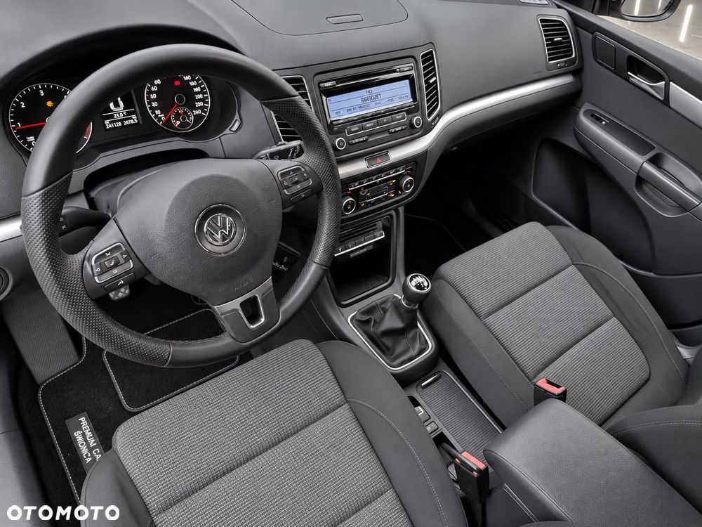 Volkswagen Sharan 2.0 TDI DPF BlueMotion Comfortline - 19