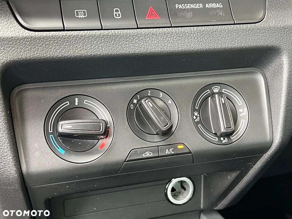 Skoda Fabia 1.0 Ambition Plus - 21