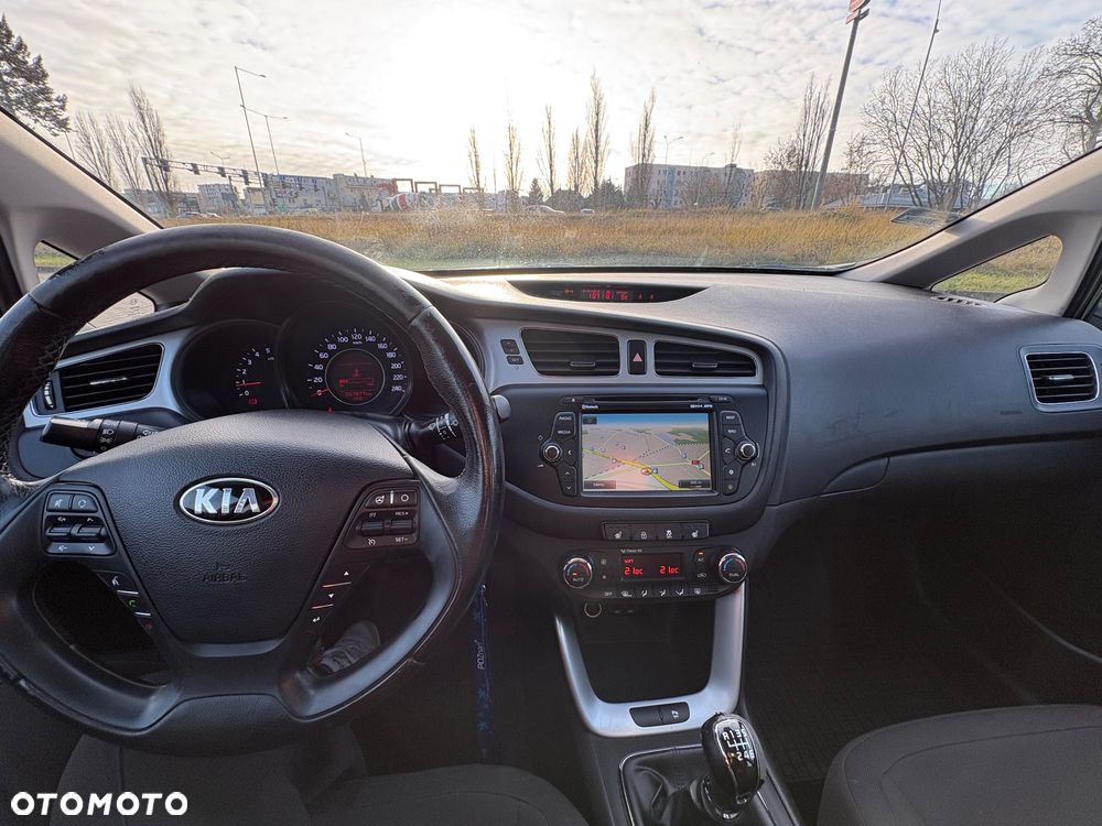 Kia Ceed 1.6 CRDi M - 2