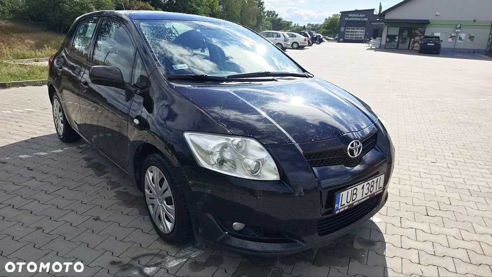 Toyota Auris - 2