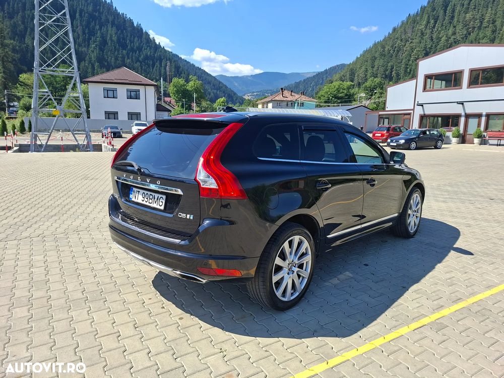 Volvo XC 60 - 4