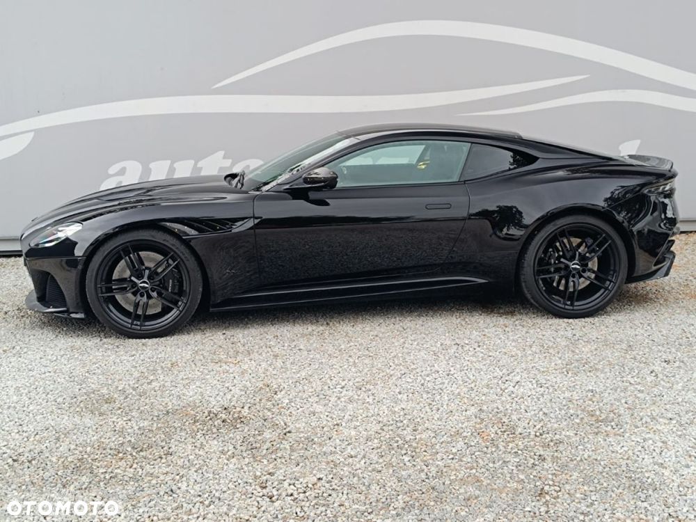 Aston Martin DBS Superleggera - 17